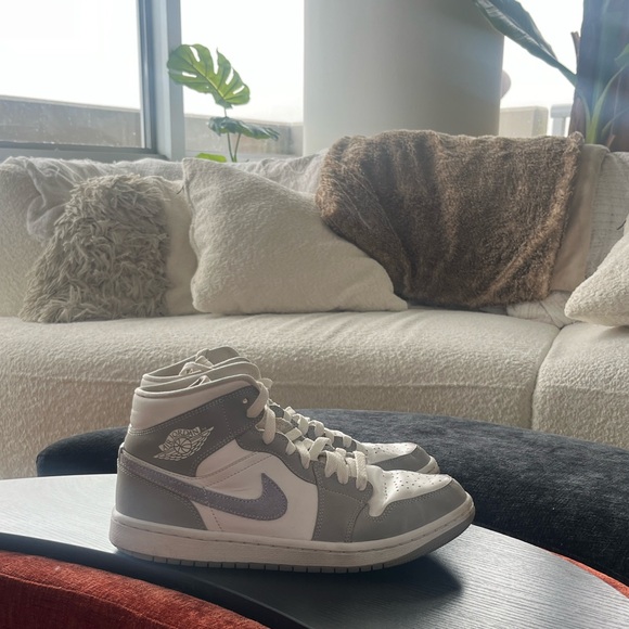 Jordan Shoes - Air Jordan 1 Mid Wolf Gray Sneakers